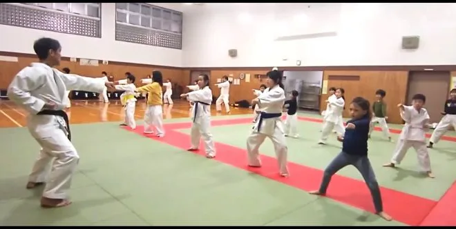 日曜日の空手合同稽古のようす