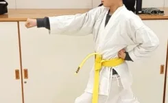 金曜日の中学生大人クラスの練習のようす